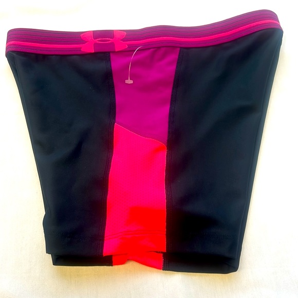 Women’s Under Armor Compression Boy Shorts, Heat Gear - 3 inch inseam. New - Picture 7 of 11